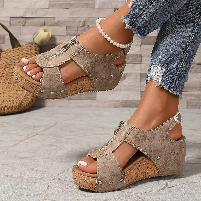 Davie | Stylische Retro Keilsandalen