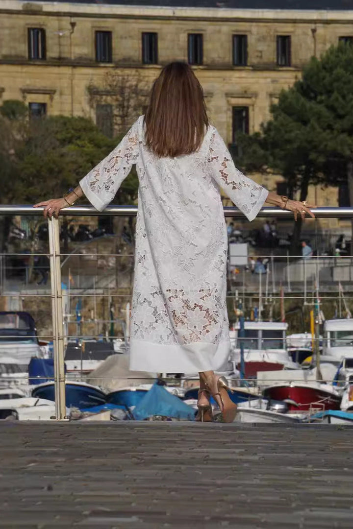 Binna | Modernes Fließendes Raffiniertes Spitzenkleid
