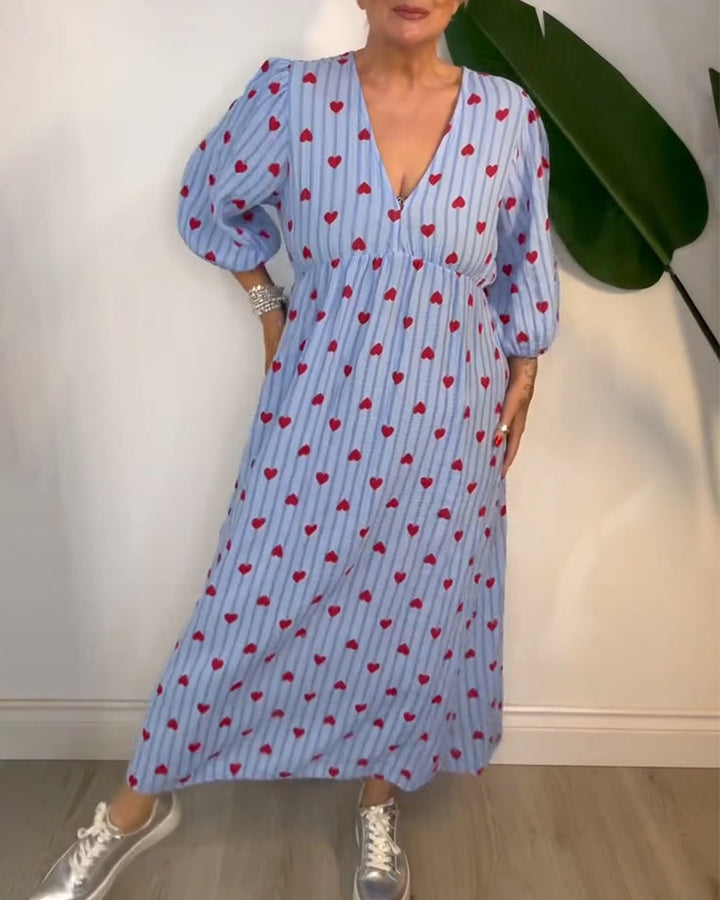 Beena | Elegantes V-Ausschnitt Kleid mit Herzmuster