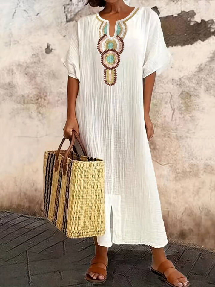 Addilyn | Boho-Maxikleid mit Schlitz und Ausschnitt