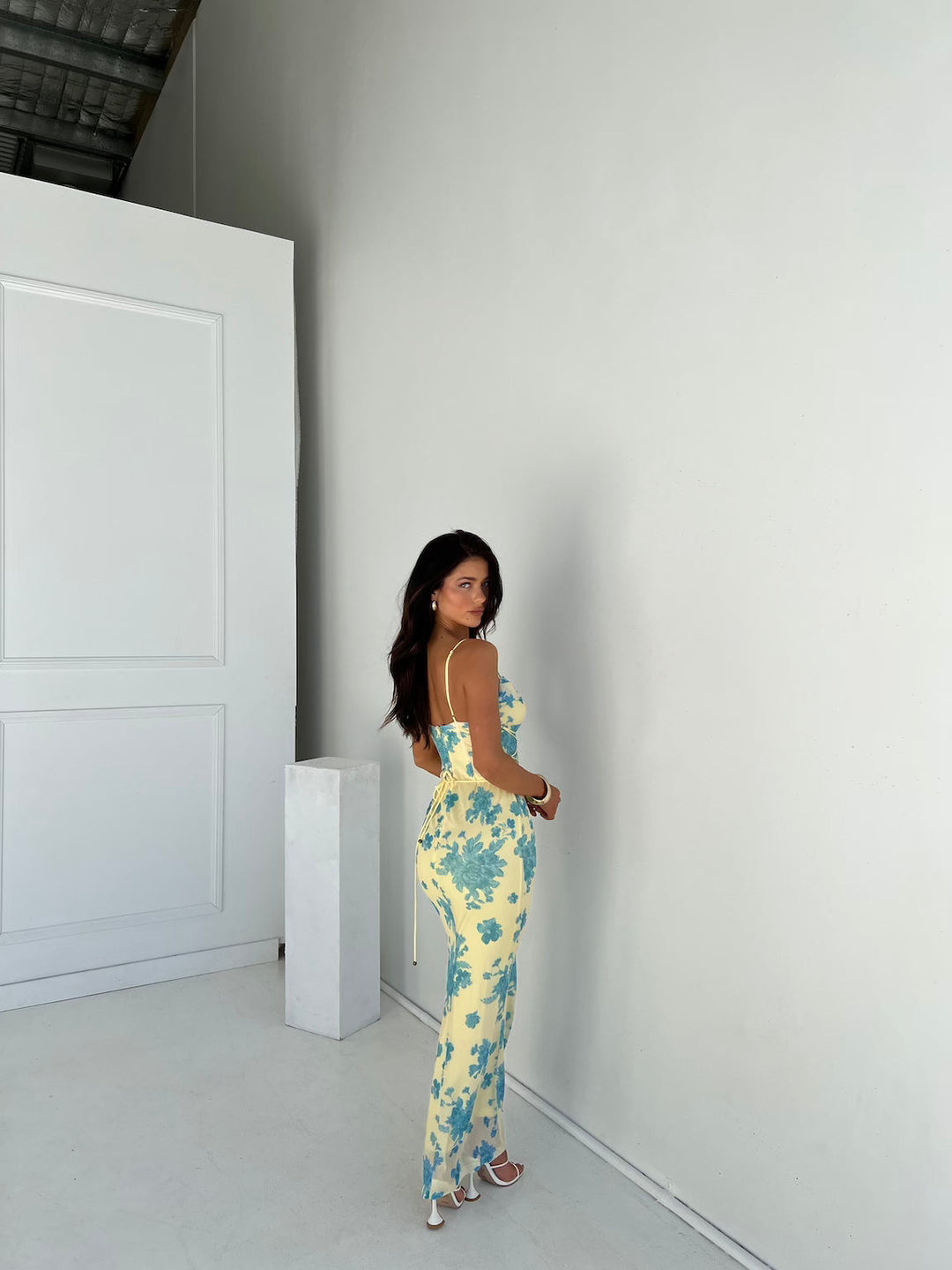 Ashing | Elegantes Ärmelloses Blumenkleid