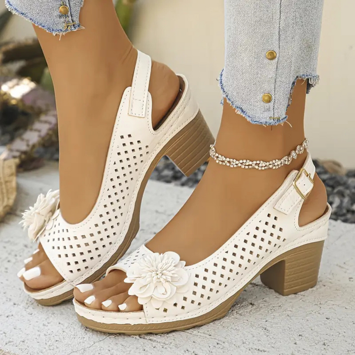 Laura | Leichte Bequeme Orthopädische Sandalen