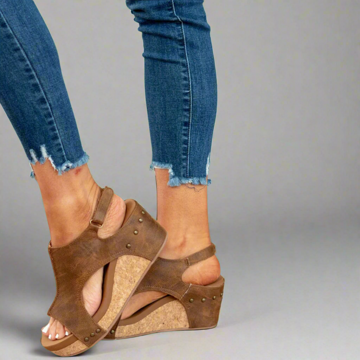 Novah | Handgefertigte orthopädische Sandalen
