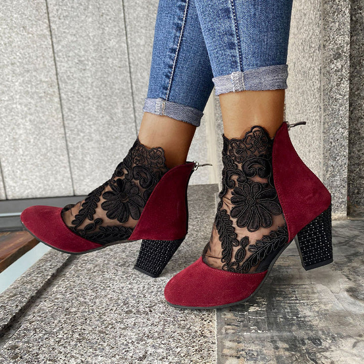 Arisbeth | Elegante Sommer-Spitzenpumps
