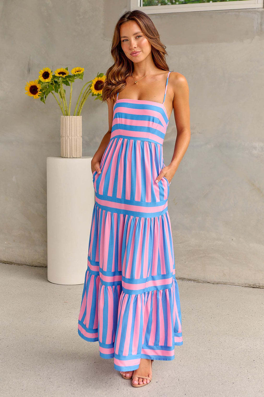 Marites | Gestreiftes Maxikleid mit Trägern