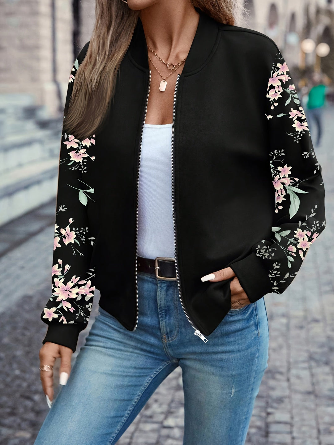 Fenna | Modische Jacke mit Blumenmuster