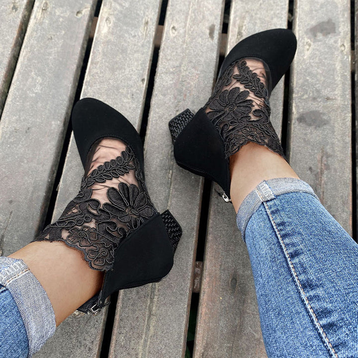 Arisbeth | Elegante Sommer-Spitzenpumps