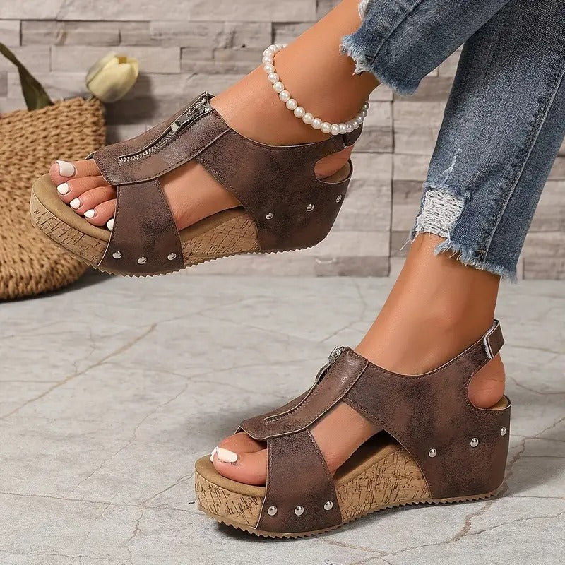 Davie | Stylische Retro Keilsandalen