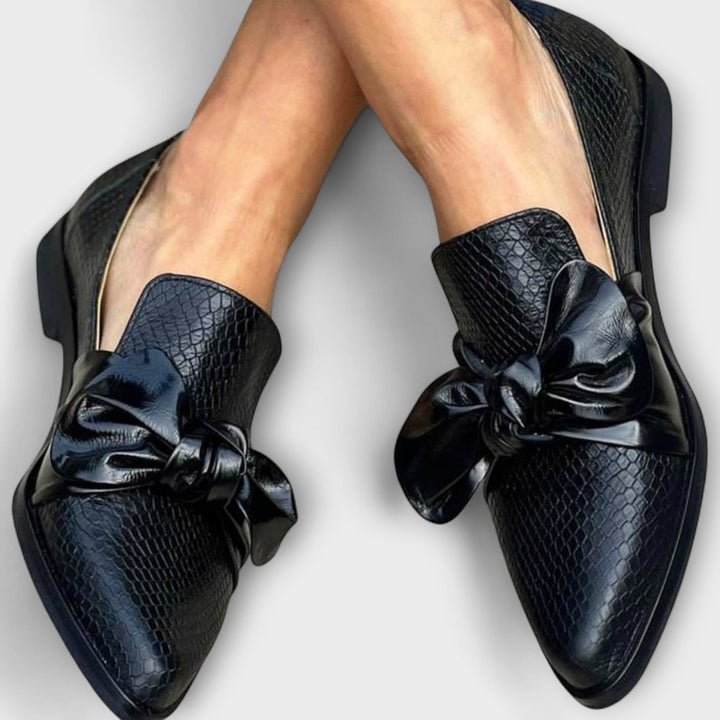 Claudia | Elegante Loafer mit femininer Schleife