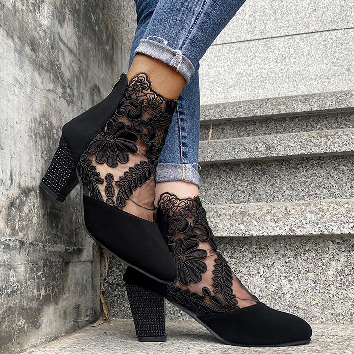 Arisbeth | Elegante Sommer-Spitzenpumps