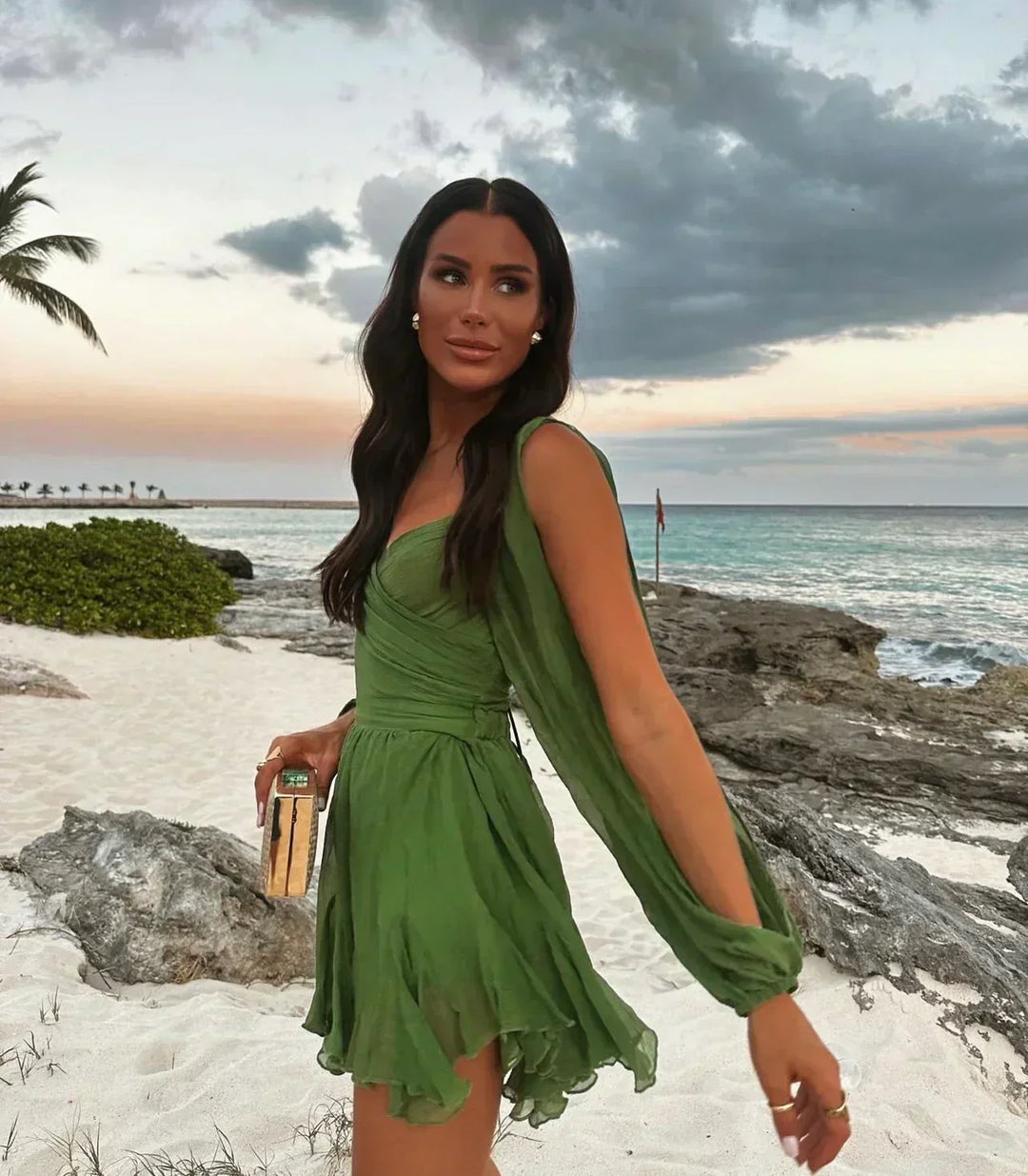 Roxy | Verspieltes Mini-Kleid mit Ballonärmeln