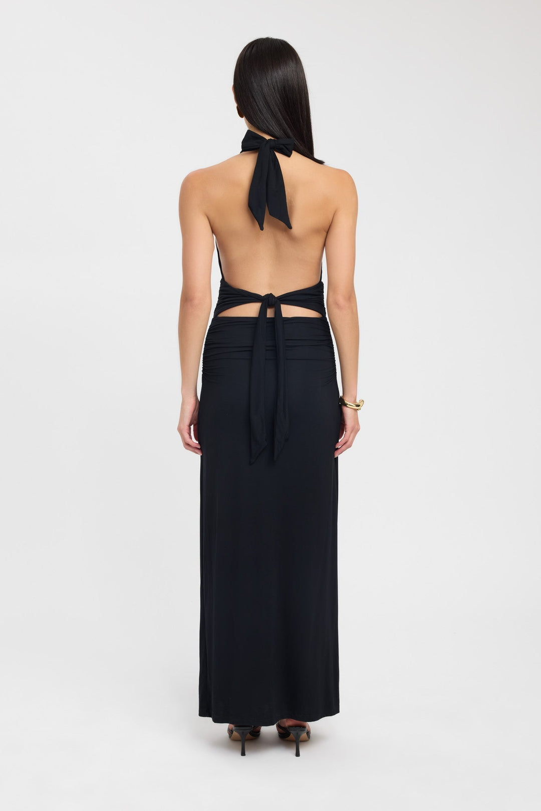 Juliana | Elegantes Maxikleid mit Neckholder
