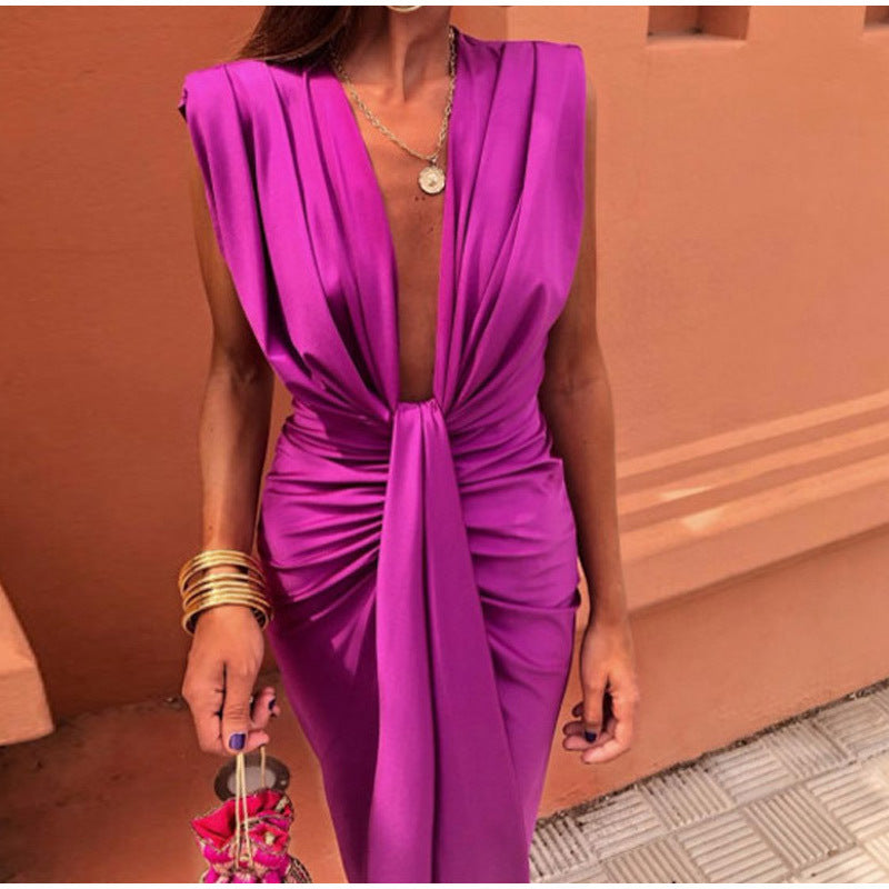 Azaria | Abendkleid mit tiefem Ausschnitt