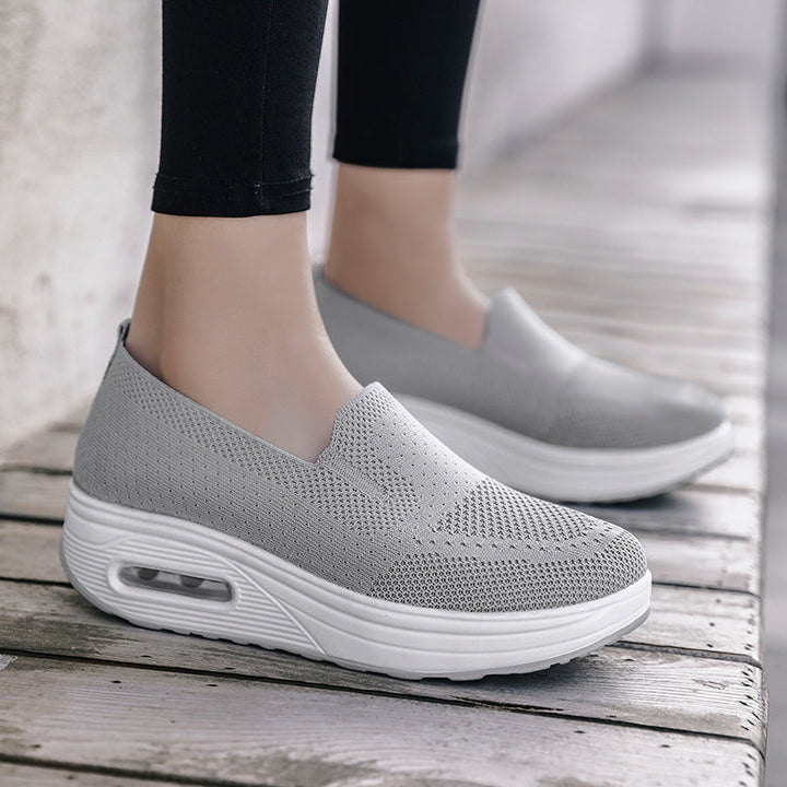 Luzia | Atmungsaktiver orthopädischer Schuh für Frauen