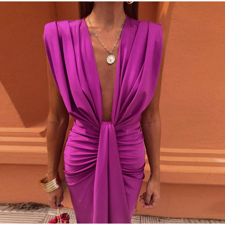 Azaria | Abendkleid mit tiefem Ausschnitt