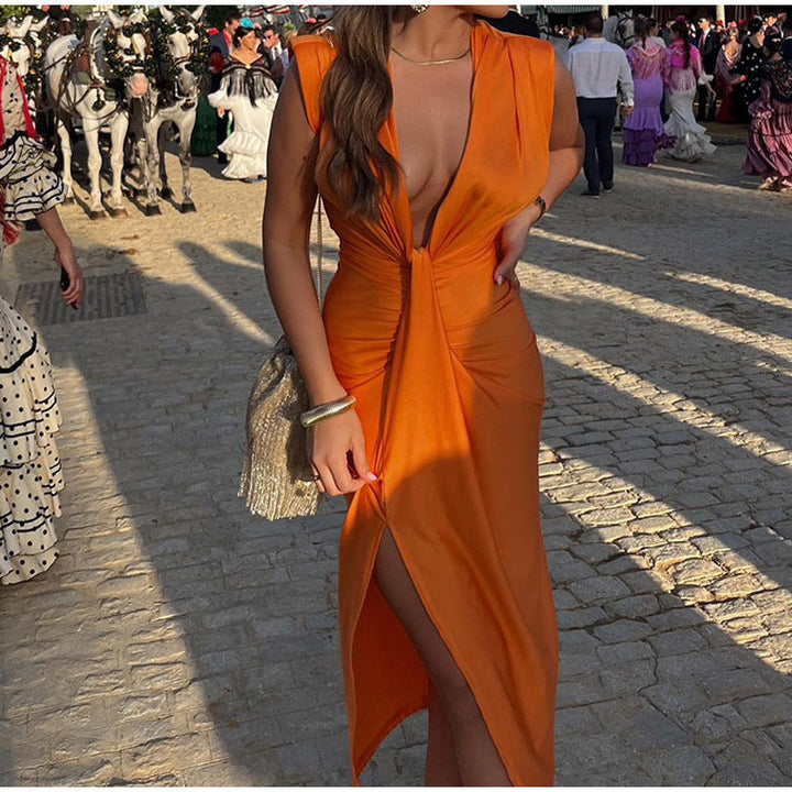 Azaria | Abendkleid mit tiefem Ausschnitt