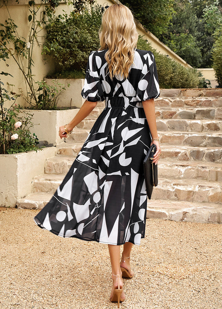 Alora | Elegantes Kleid mit Blumenmuster