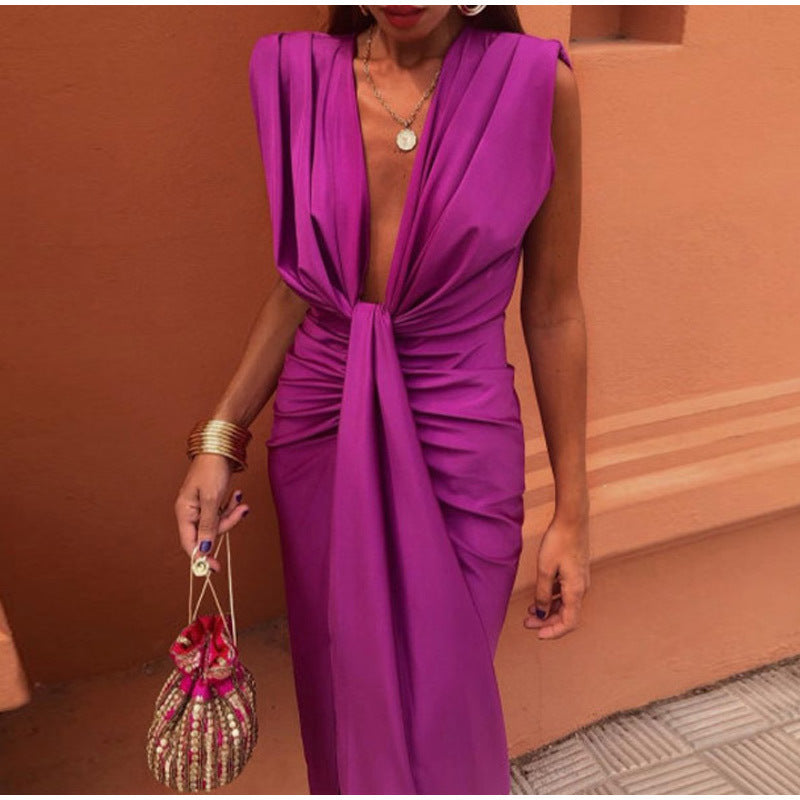 Azaria | Abendkleid mit tiefem Ausschnitt