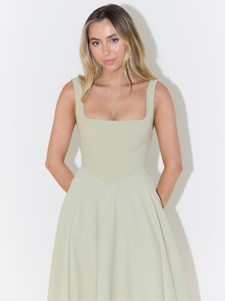 Scarlet | Elegantes Maxikleid in A-Linie