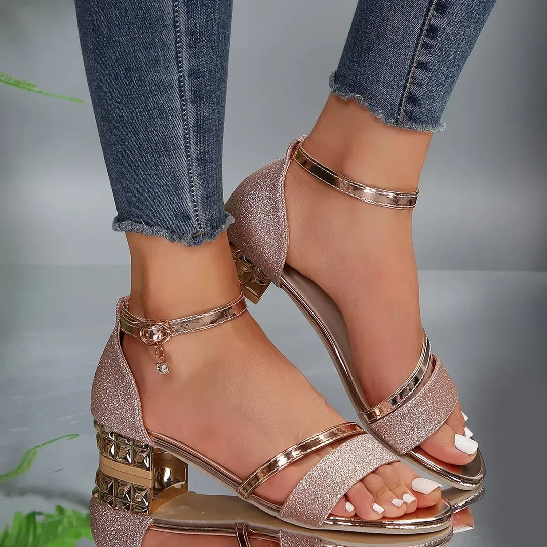 Nylah | Orthopädische Sandalen