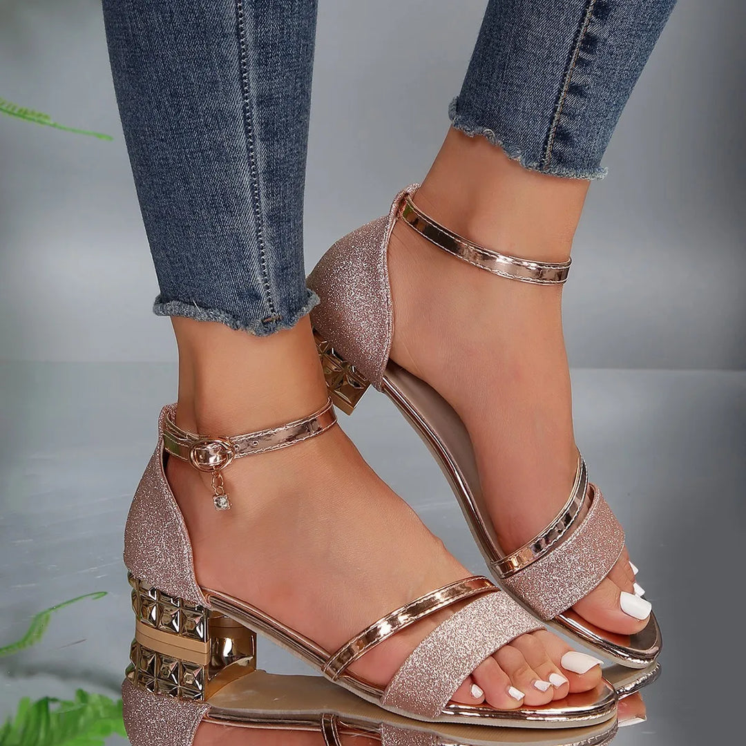 Nylah | Orthopädische Sandalen