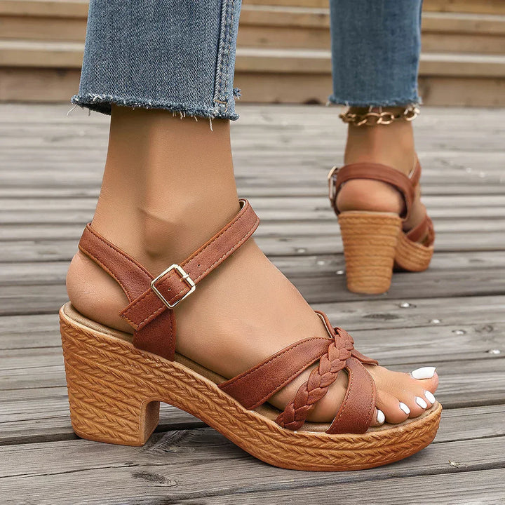 Lorelai | Zeitlose Sandalen mit mittlerem Absatz