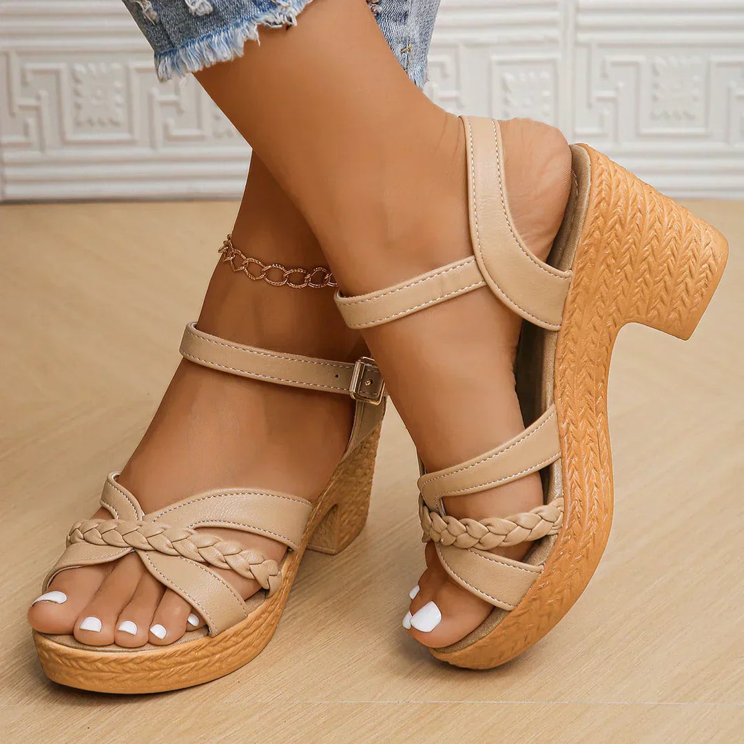 Lorelai | Zeitlose Sandalen mit mittlerem Absatz