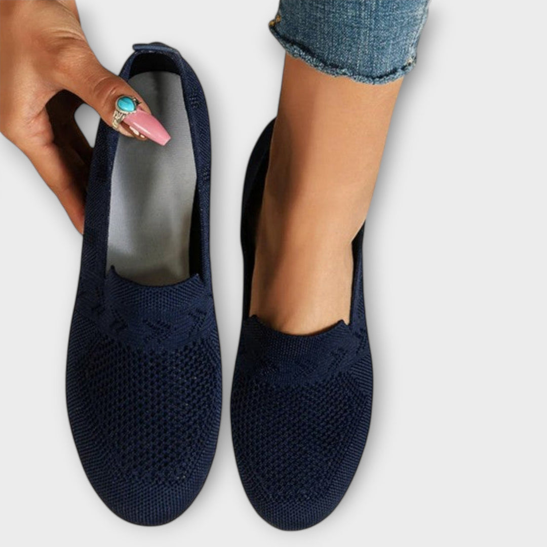 Kira | Stilvolle Slipper im klassischen Design
