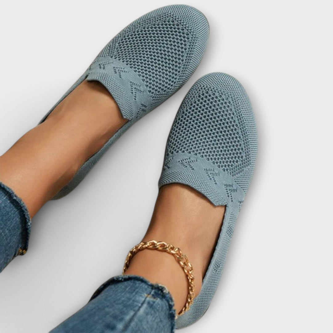 Kira | Stilvolle Slipper im klassischen Design