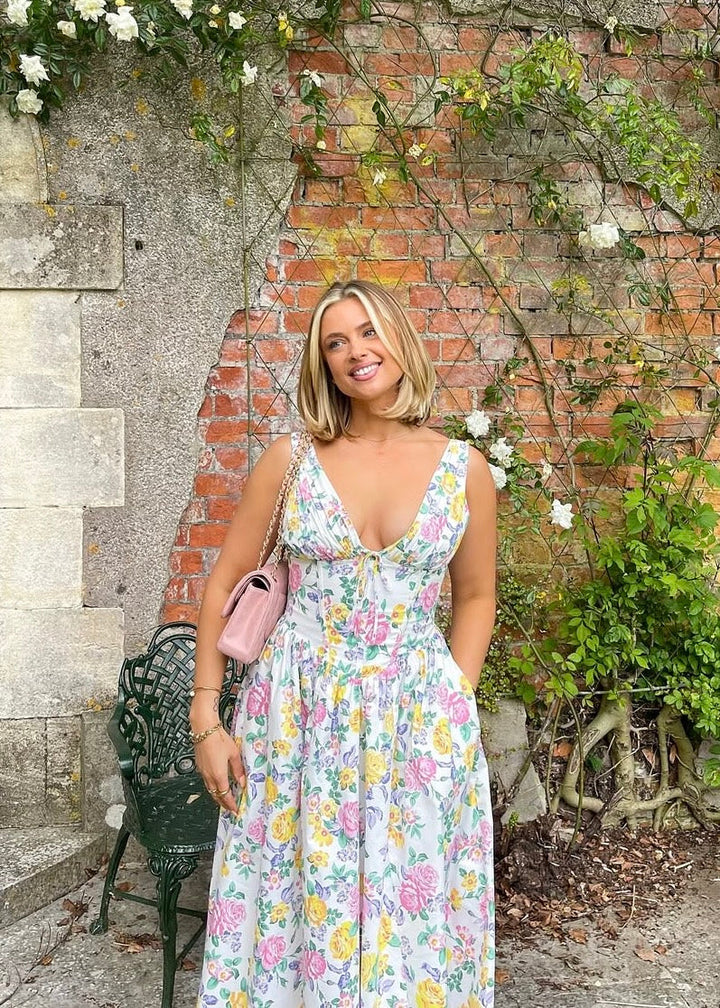 Alina | Schmeichelhaftes Sommerkleid