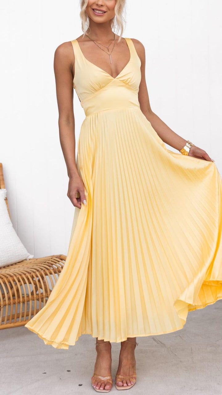 Neli | Elegantes Plissee V-Ausschnitt Maxikleid