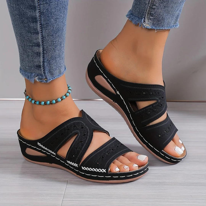 Gunda  | Orthopädische & Rutschfeste Sandalen