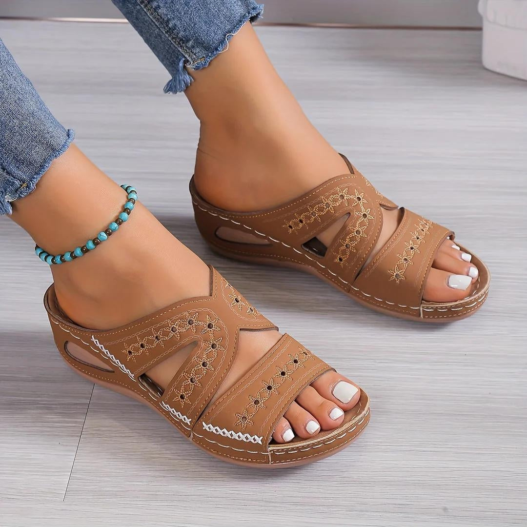Gunda  | Orthopädische & Rutschfeste Sandalen