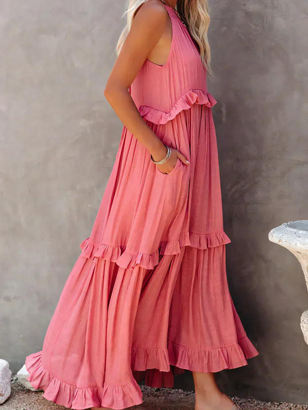 Valery | Halter Ruffle Maxi Kleid