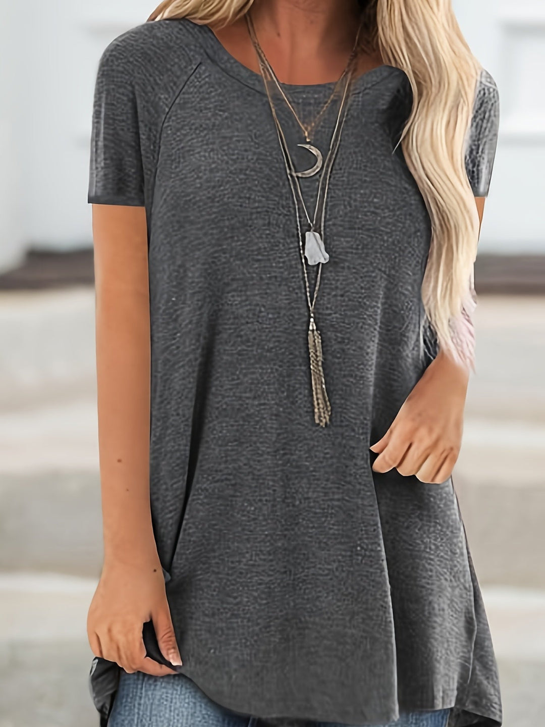 Daye | Lässiges Longline Crew Neck T-Shirt