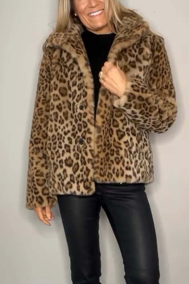 Valentina | Klassischer Damen Wintermantel mit Leopardenmusterter