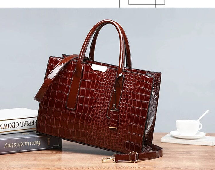 Nami | Handtasche mit Krokodilprägung