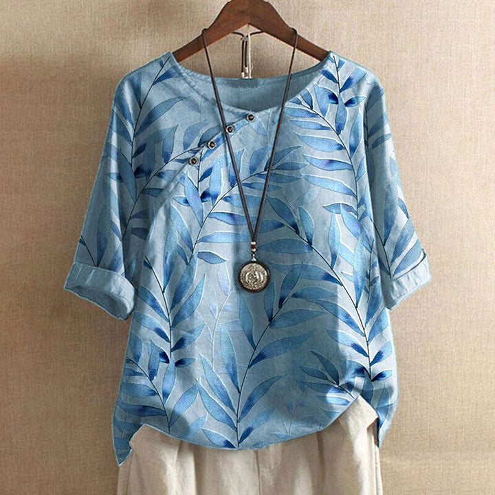 Eudora | Bluse mit Blattdruck und Knopfdetails